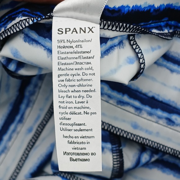 Spanx Sunshine Shorts 6" Women's Blue Stripe Pull On Strech 50213R Size M - Picture 12 of 13